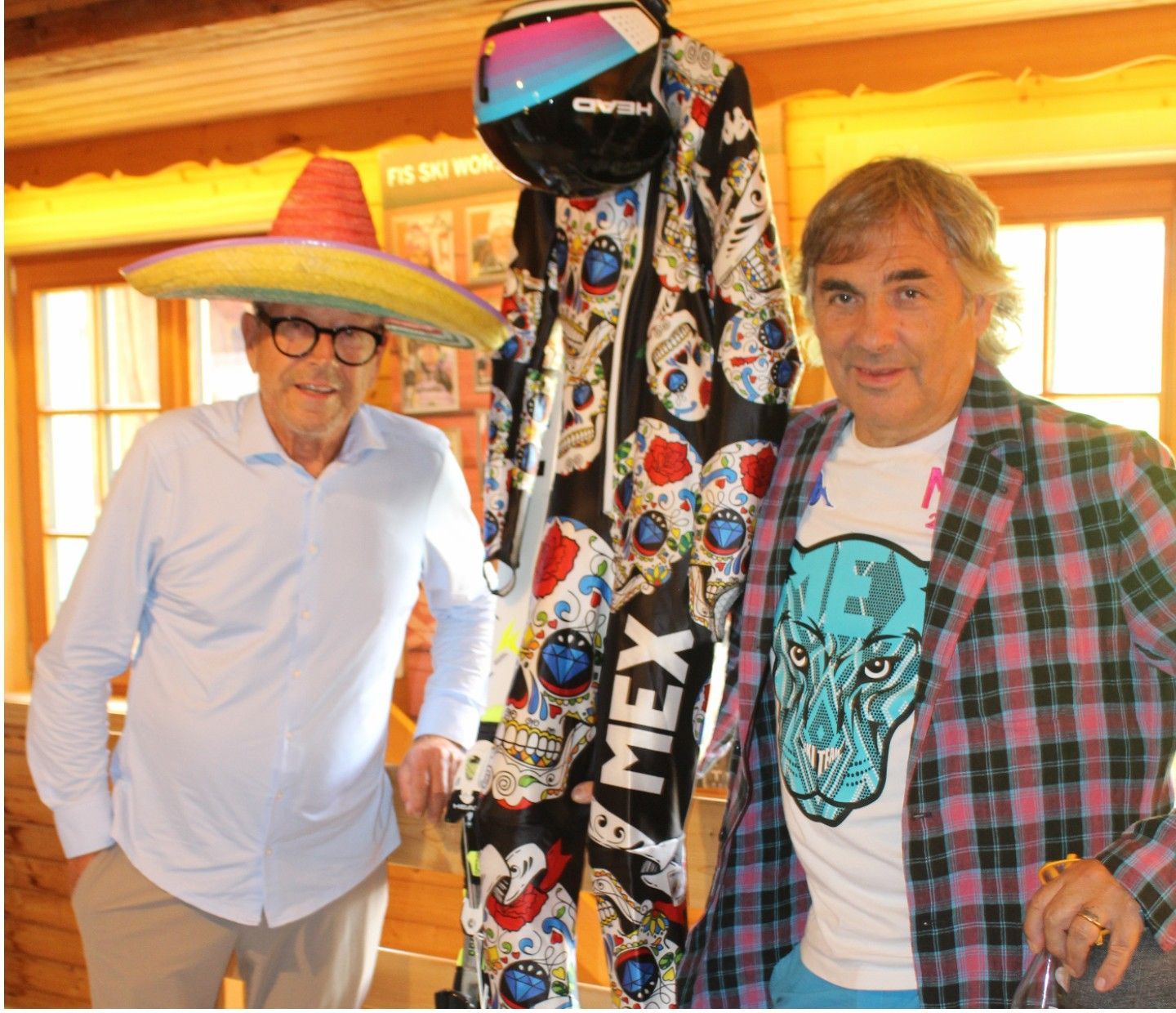 Auch Christian Lingenhöle (im Bild mit dem Eröffnungs-Stargast Hubertus von Hohenlohe) wurde für sein FIS-Skimuseum in Damüls mit dem Gütesiegel ausgezeichnet.