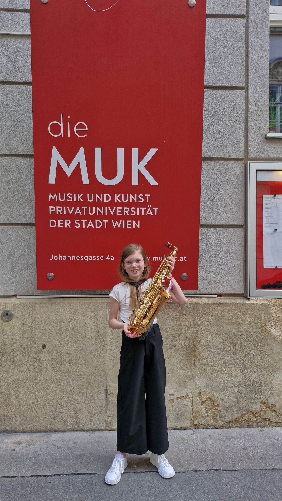 (Bild Wohlgenannt) Elisa beim Bundeswettbewerb in Wien bei dem sie den 2. Preis erspielte.