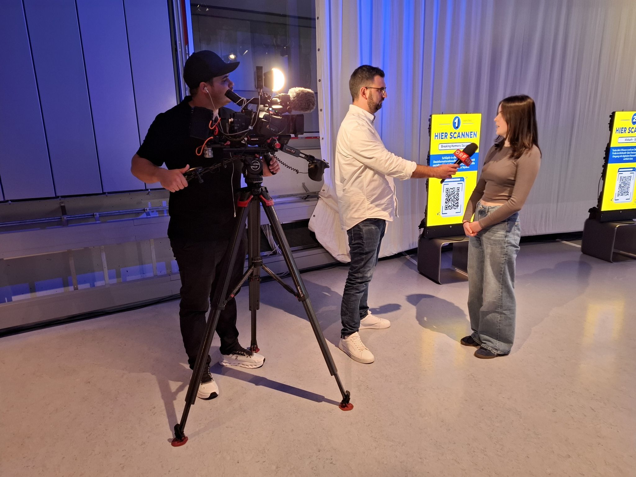 Kreative Auseinandersetzung mit Medien im ORF-Landesfunkhaus.