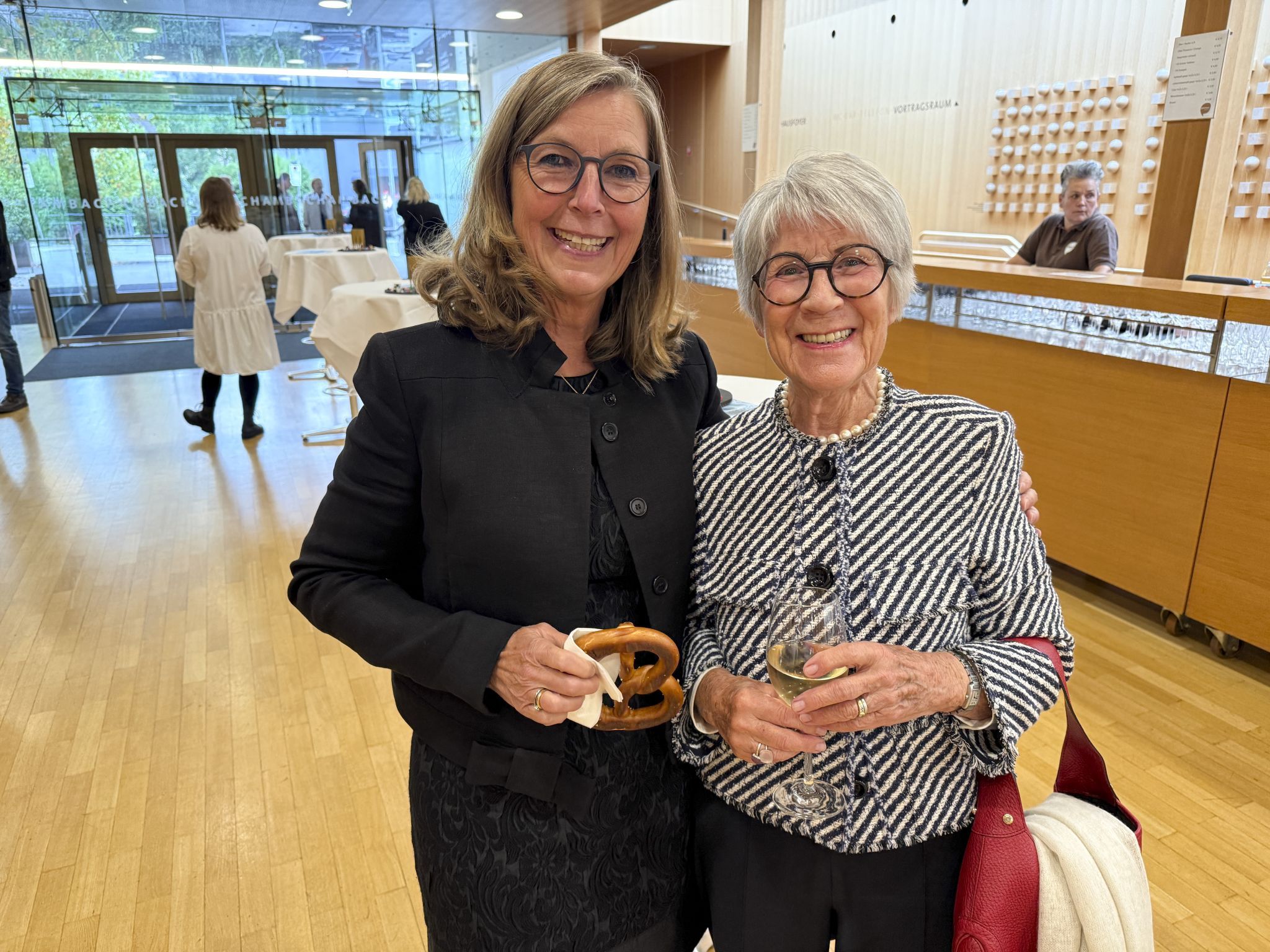 Opernfans Heidi Weh und Jopie Scheier