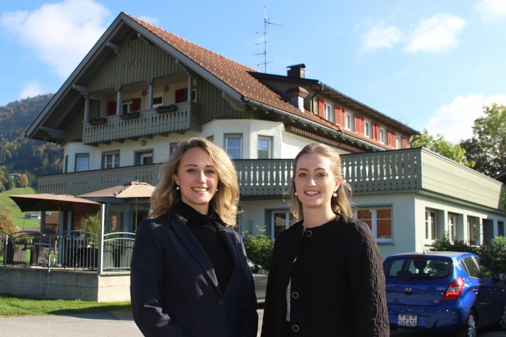 Mit neuen Ideen sorgen Anna und Eva Metzler im Hittisauer Oxa – ehemals Ochsen – für frischen (Tourismus-)Wind.