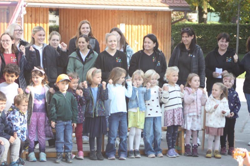 Sulz feiert die Erneuerung des Kindercampus-Bungalows
