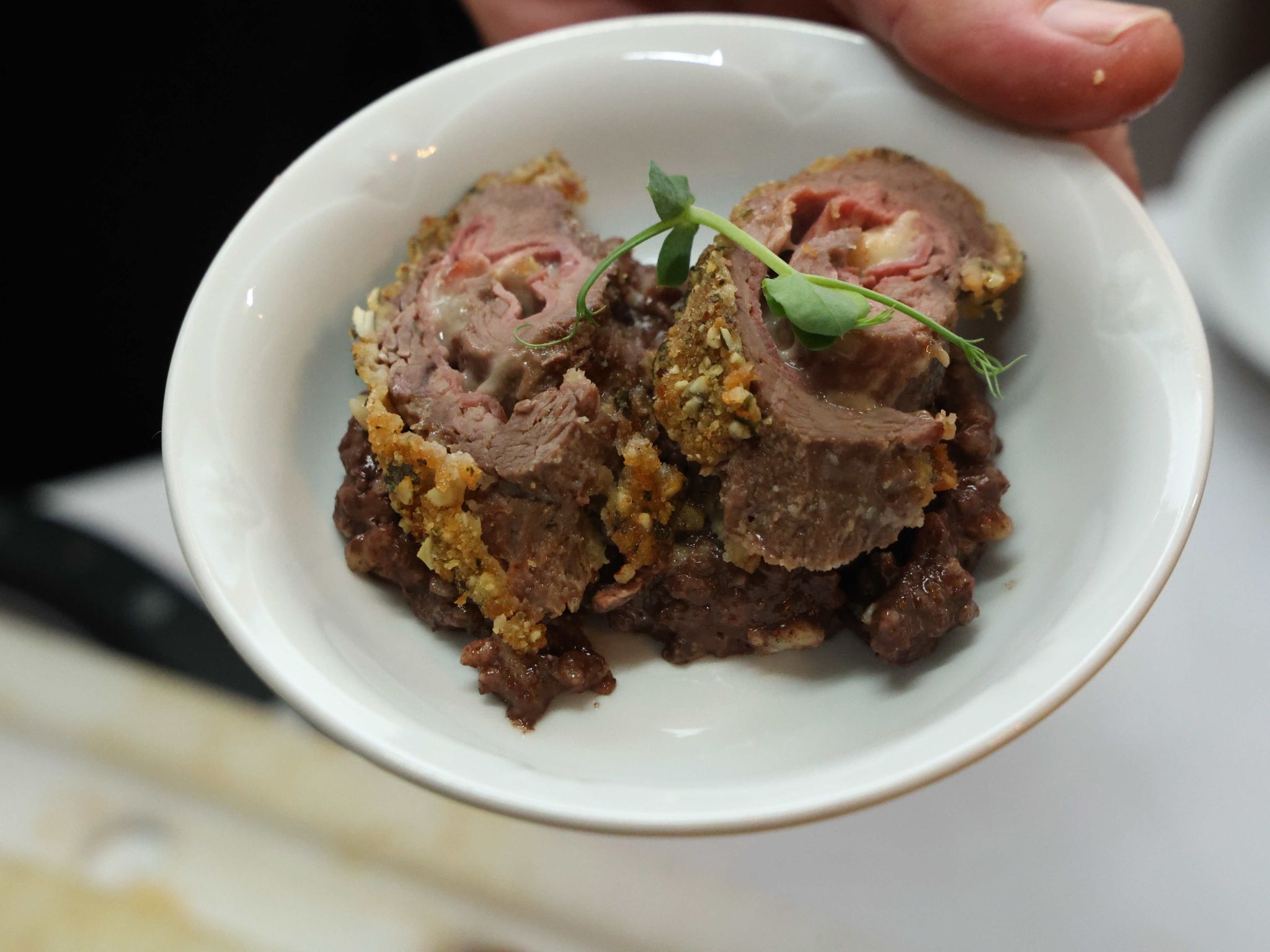 Gordon Bleu vom Wildschwein auf Blutwurst Risotto.