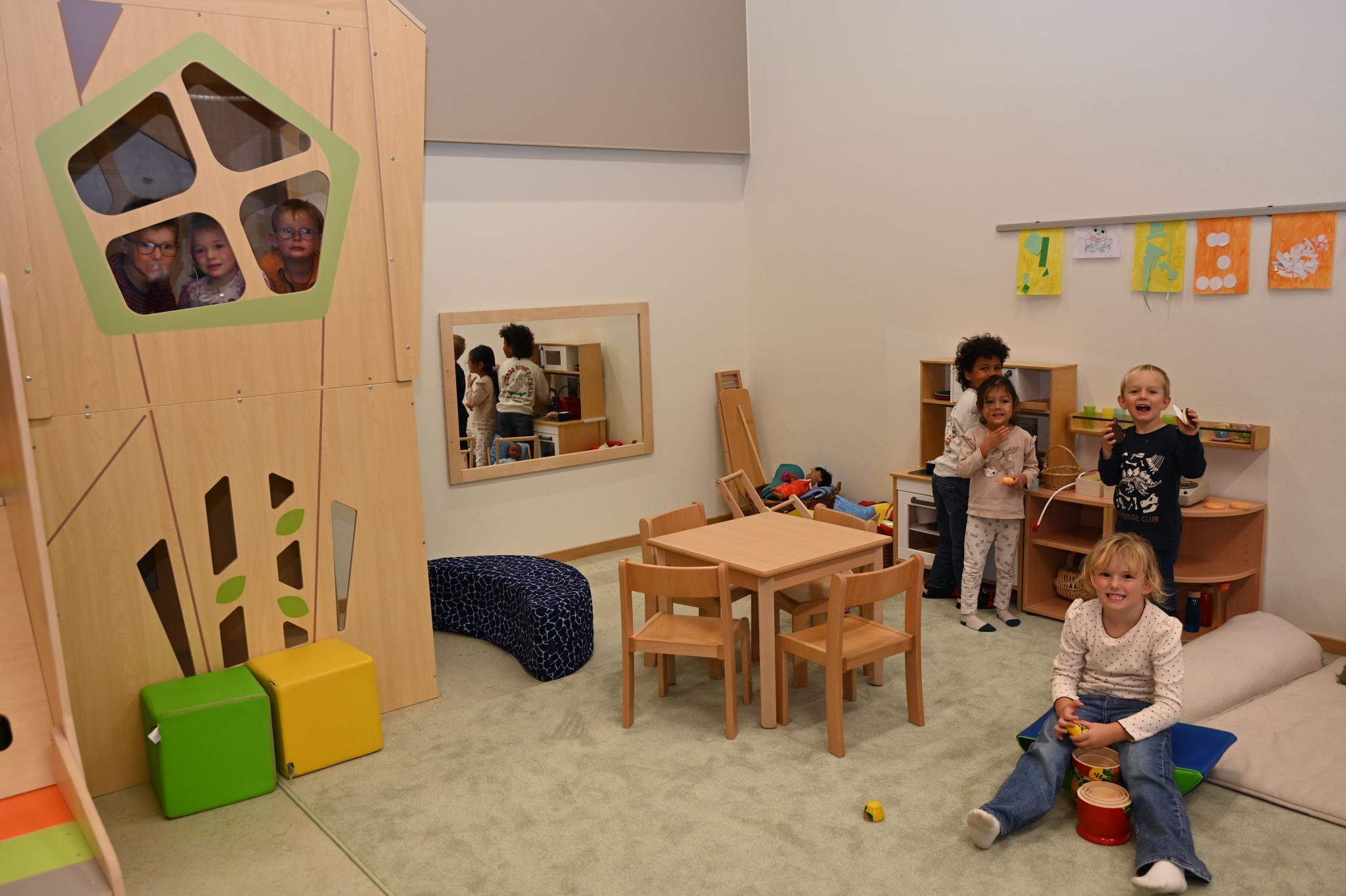 Freude und Kinderlachen gibt es im Kinderhaus.