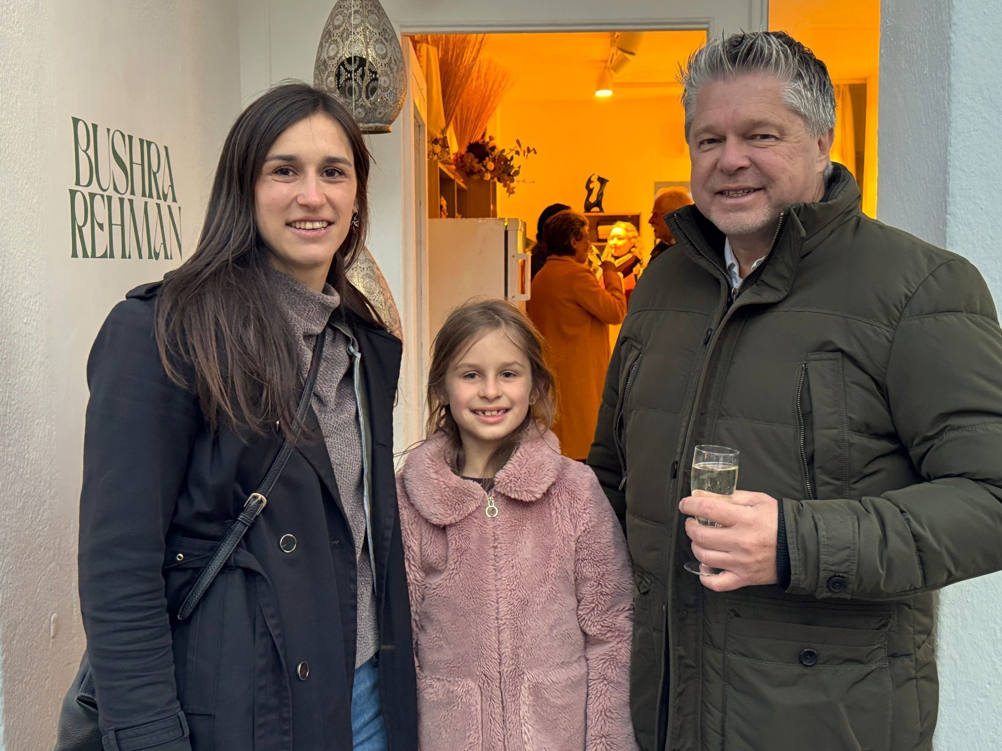 Nachbarn: Verena und Heinz Koller mit Mia.