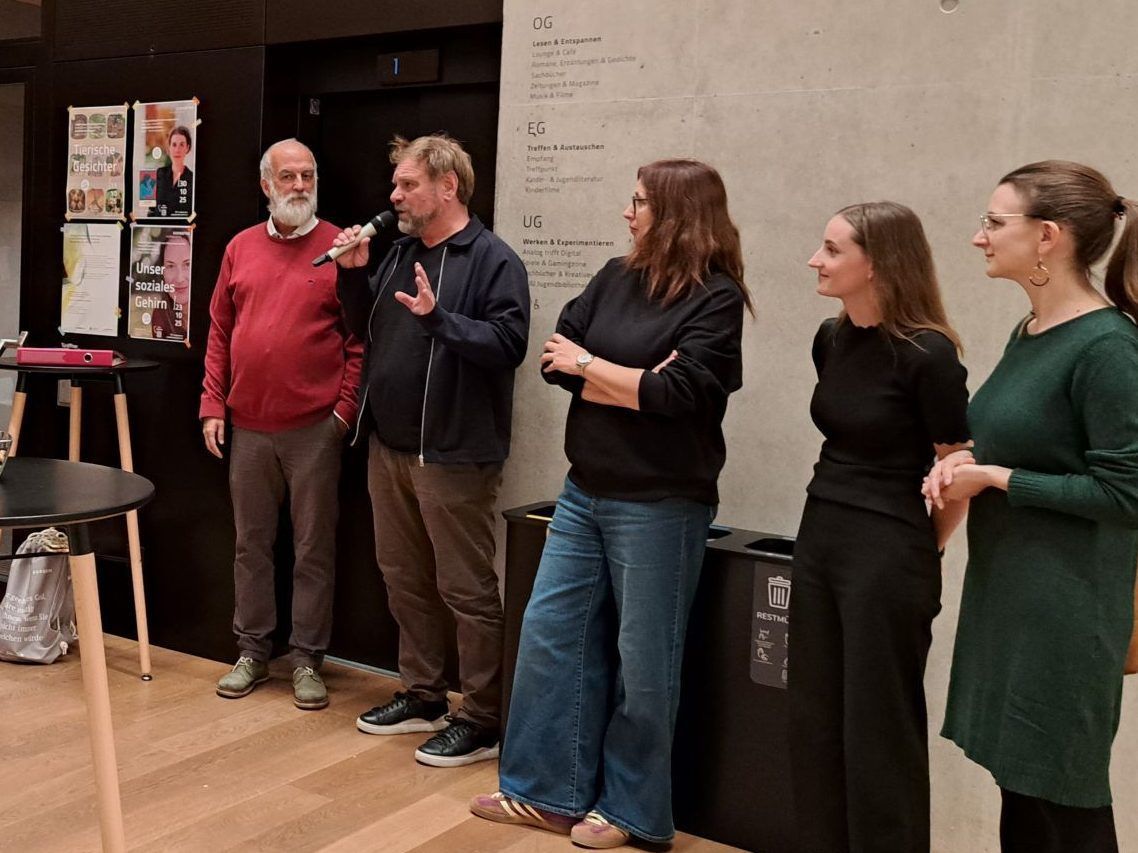 Kulturstadtrat Valentin Sottopietra eröffnete in der Stadtbibliothek Dornbirn die Ausstellung zur internationalen Banned Books Week.