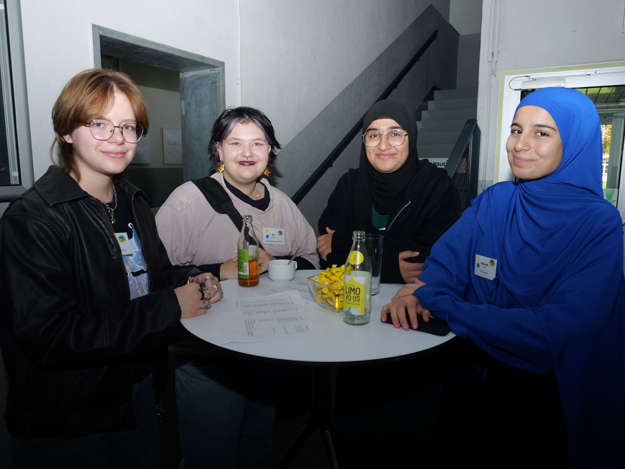 Hanna, Pia, Schahd und Zübeyde wirkten aktiv am Jugendbeteiligungstag mit.