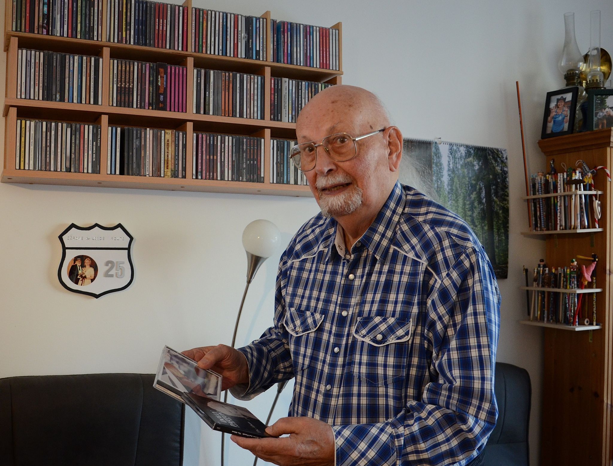 Über 1000 CDs, hauptsächlich mit Country-Musik, hat Ubbo von König gesammelt. HRJ