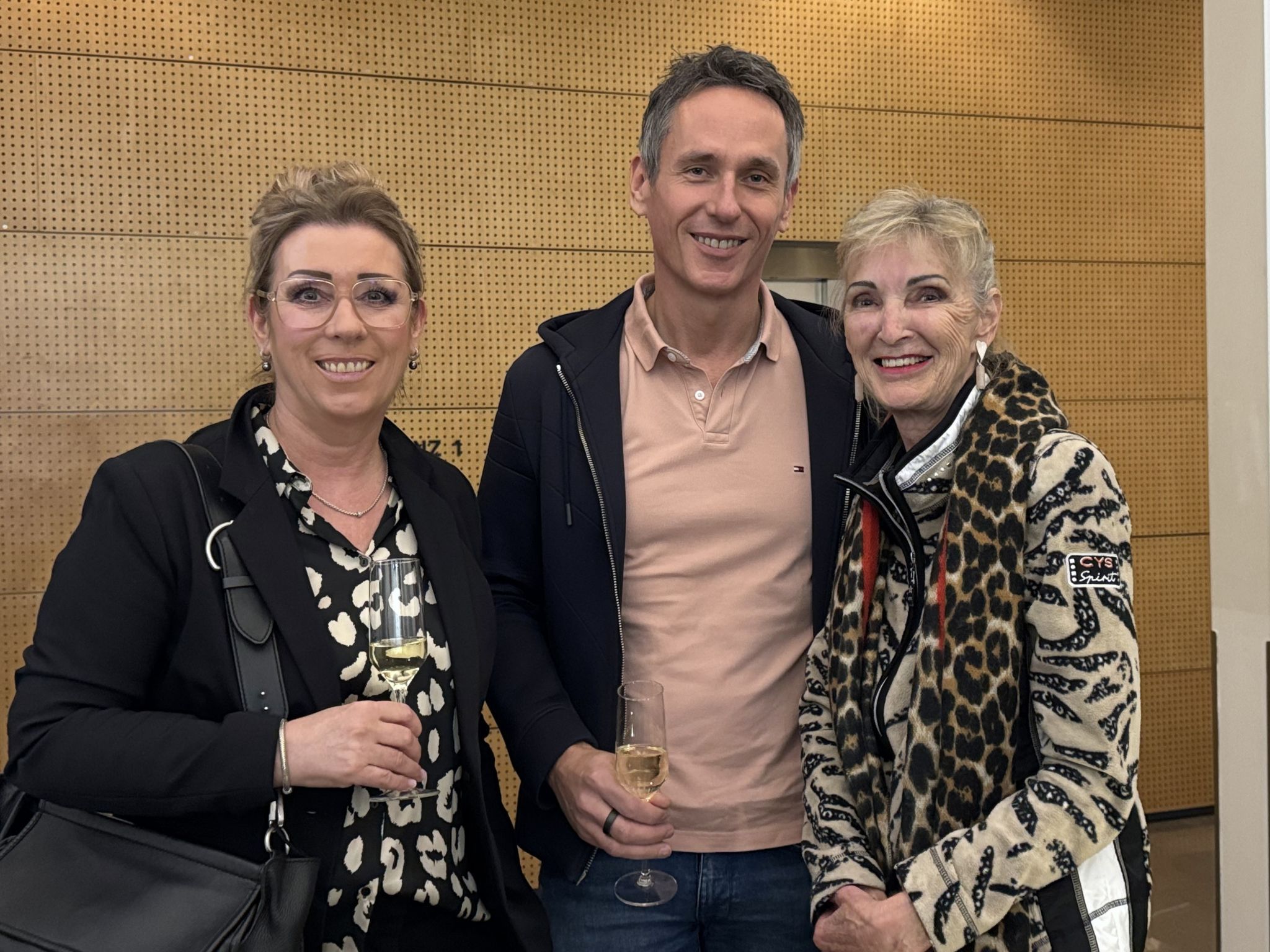 Nicole Knes (Haargenau by Nicole), Ralf Steiner und Rita Niederer.