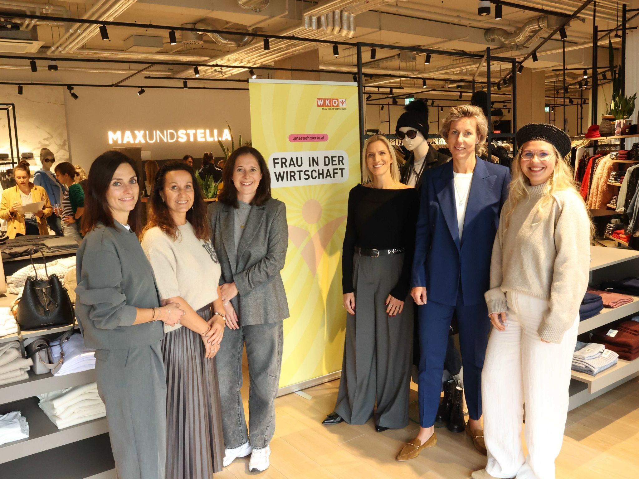 FiW-Vizepräs. Jennifer Bitsche, GF Karin Furtner, Vizepräs. Andrea Längle, Bezirksvertreterin Desiree Riedlsperger, Obfrau Carina Pollhammer und Madeleine Wagner (WKV).