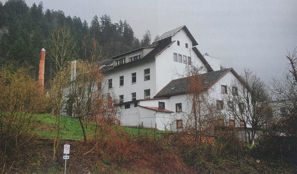 Die Lorünser Tuchfabrik: Wie eine Fabrik ein Dorf prägte