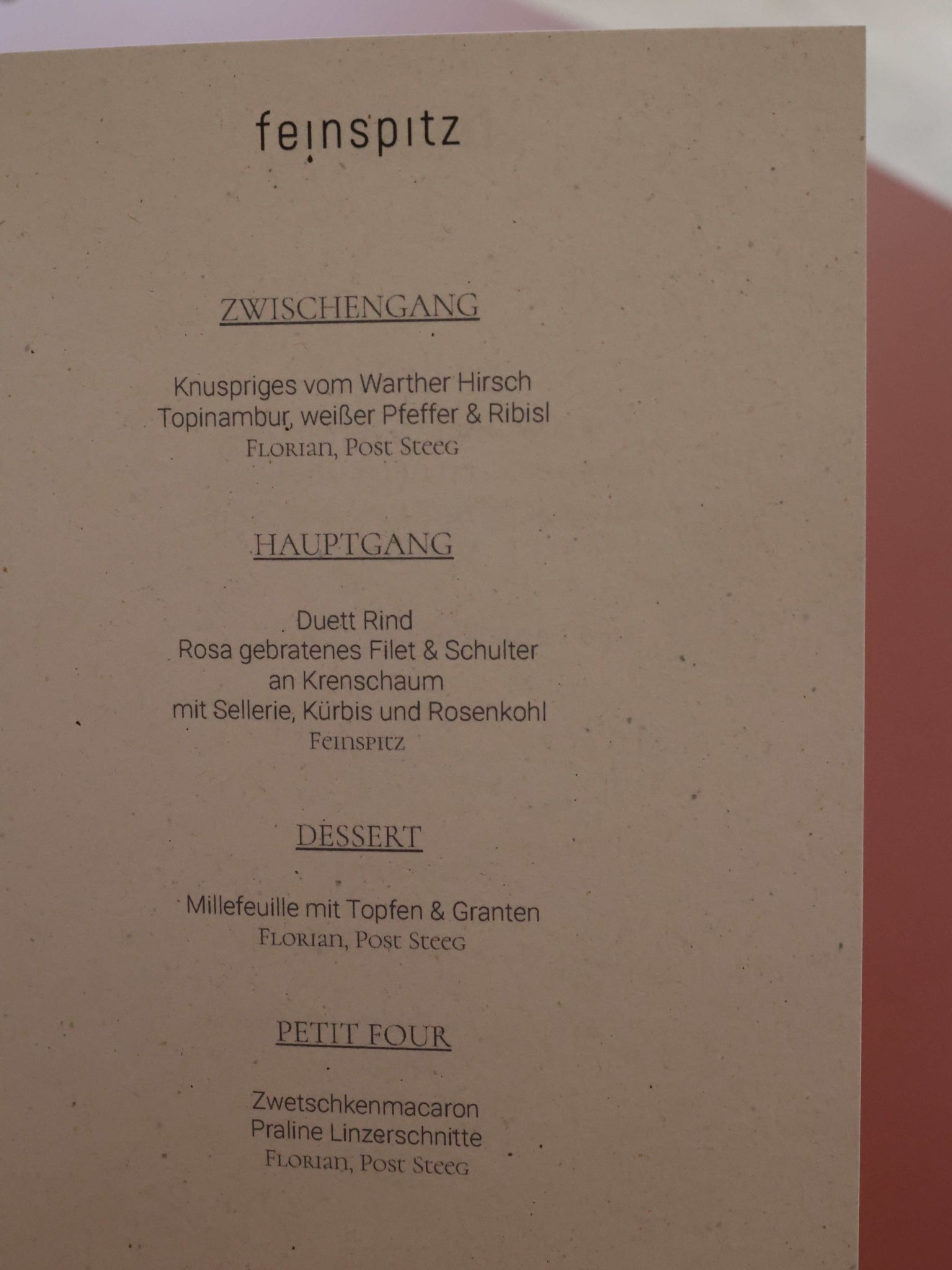 Hauptspeisen und Desserts.