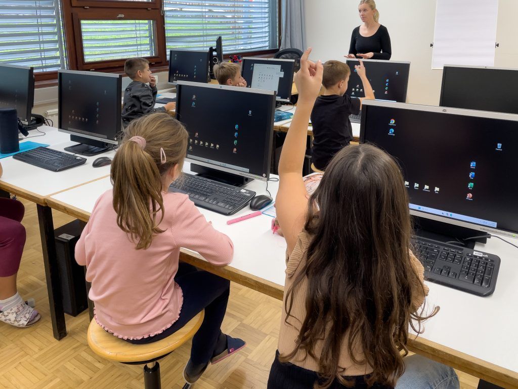 Moderne Computer für junge Digitalprofis