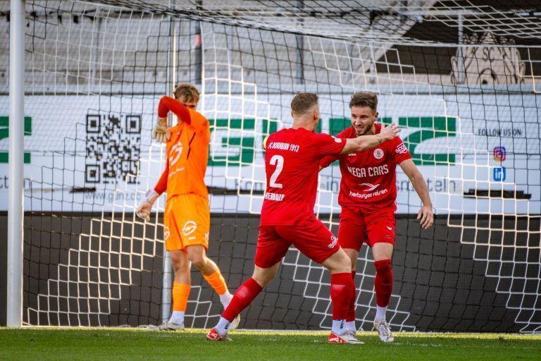 Dornbirner Derbysieg in Unterzahl mit Schönheitsfehlern