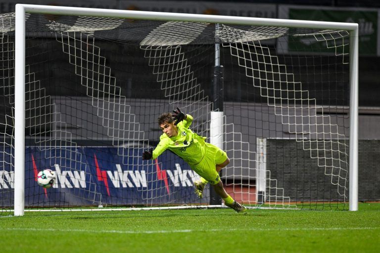 GEPA-20251029-101-120-0068