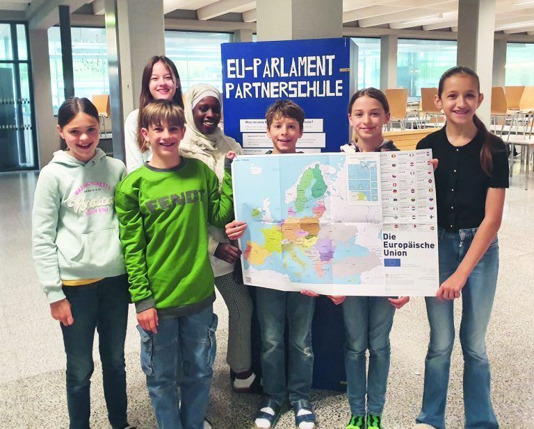 Gymnasium Feldkirch_Infostand EU-Partnerschule.jpg