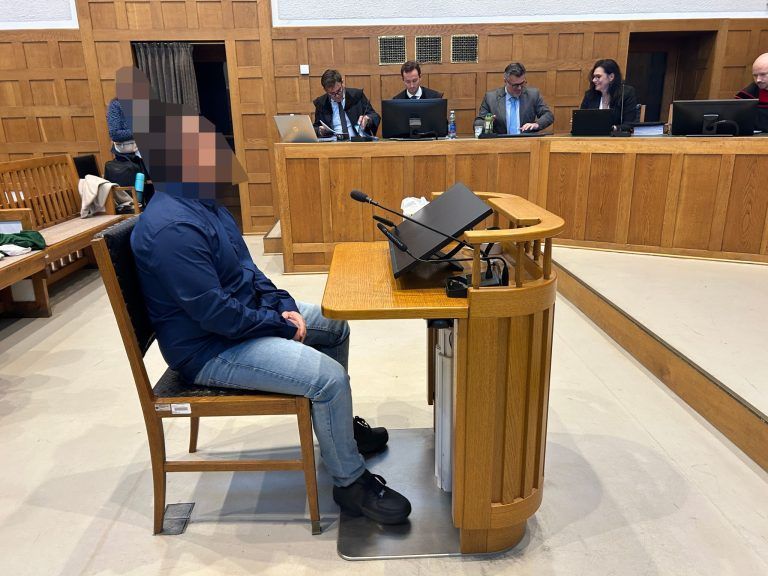 "Er hat uns alles zerstört" – der Prozess nach dem Mord von Kennelbach