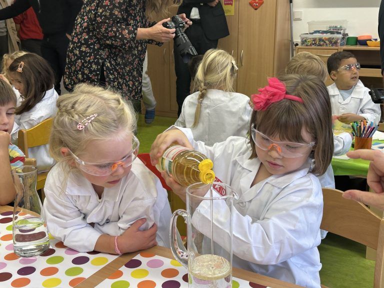 Spürnasenecke in Praxiskindergarten der BAfEO eröffnet