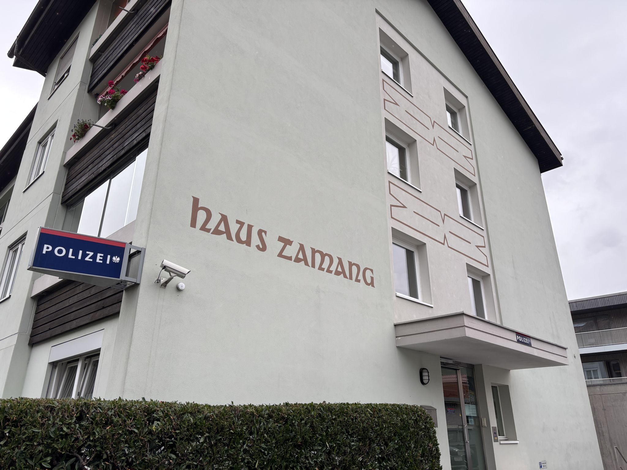 "Im Winter zumindest brauchen wir Polizisten" - Polizeiinspektion Gaschurn geht in Schruns auf