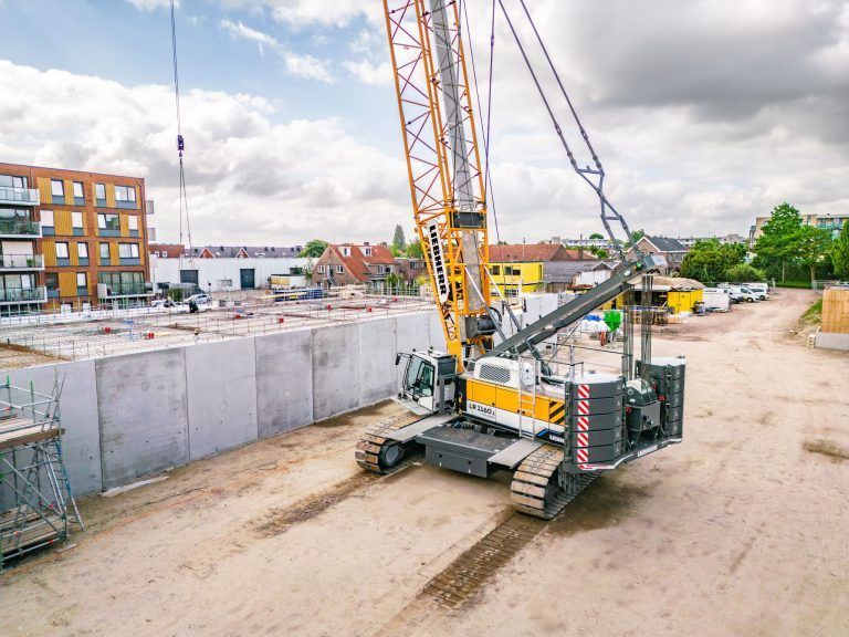 Liebherr-LR-1160.1-unplugged-Veenendaal-Bultena-Verhuur-BV-24_Liebherr in Nenzing.jpg