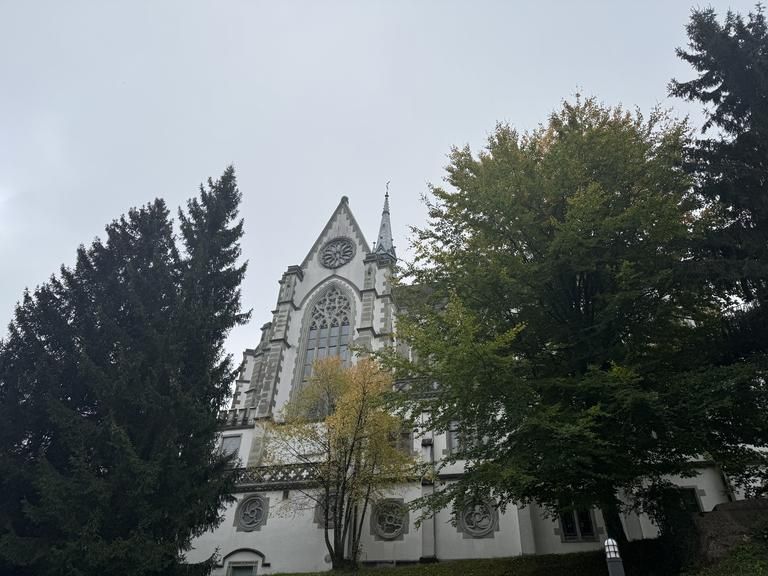 Podcast-Studio und weltweit vernetzt: Was das Sacré Coeur Riedenburg in Bregenz alles bietet