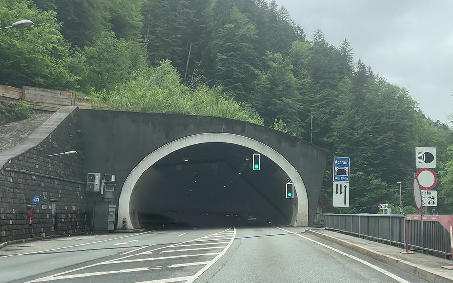 Achraintunnel ab Montagabend gesperrt