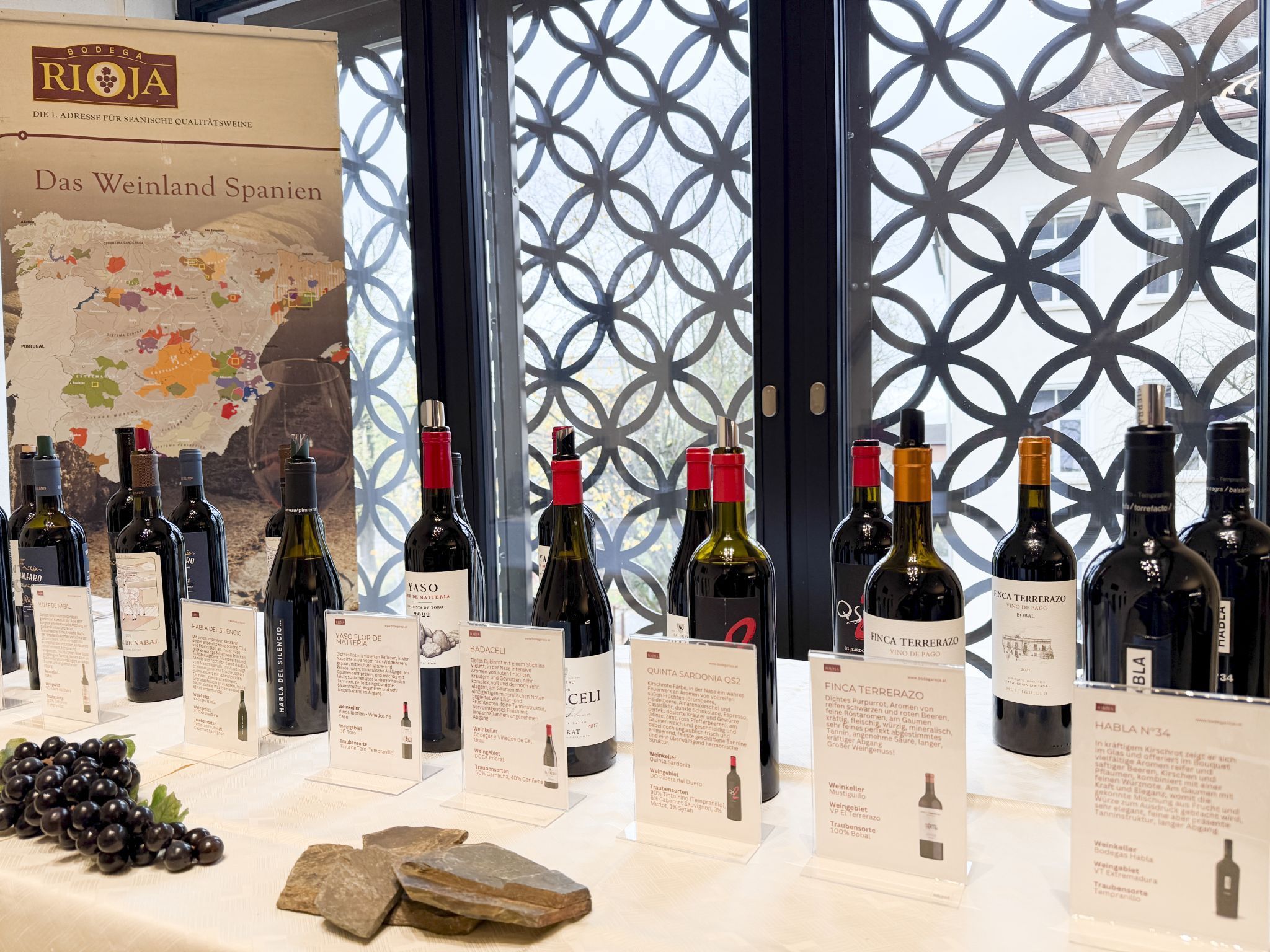 Zu jeder Schokolade paßt angeblich - jeder Rotwein