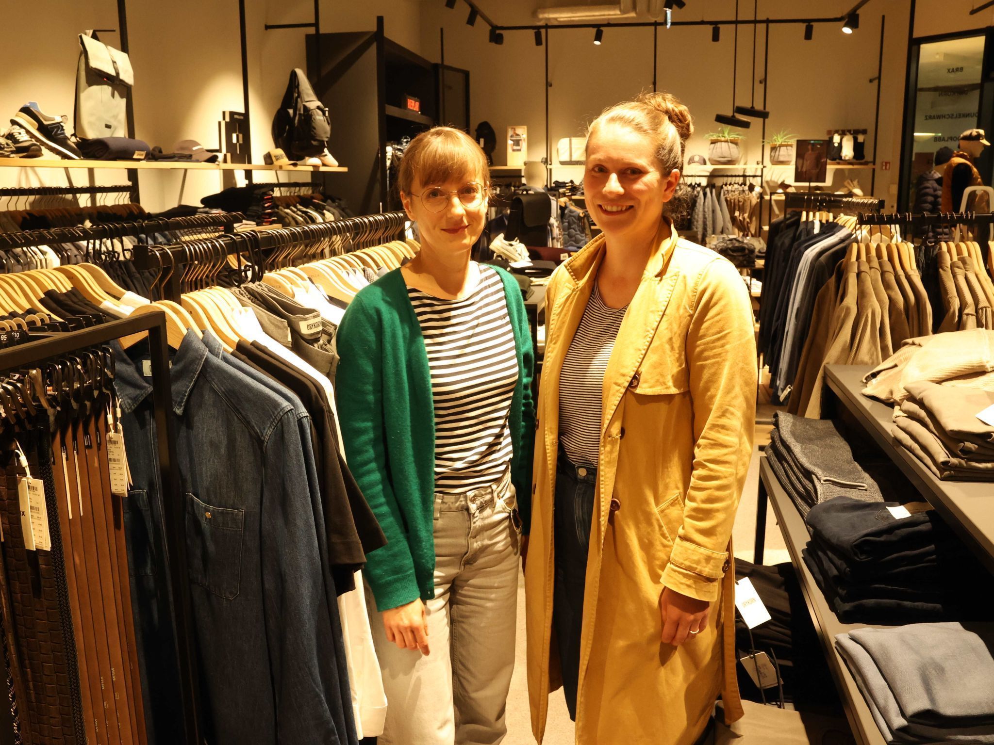 Karoline Schirmer und Brigitte Noack.