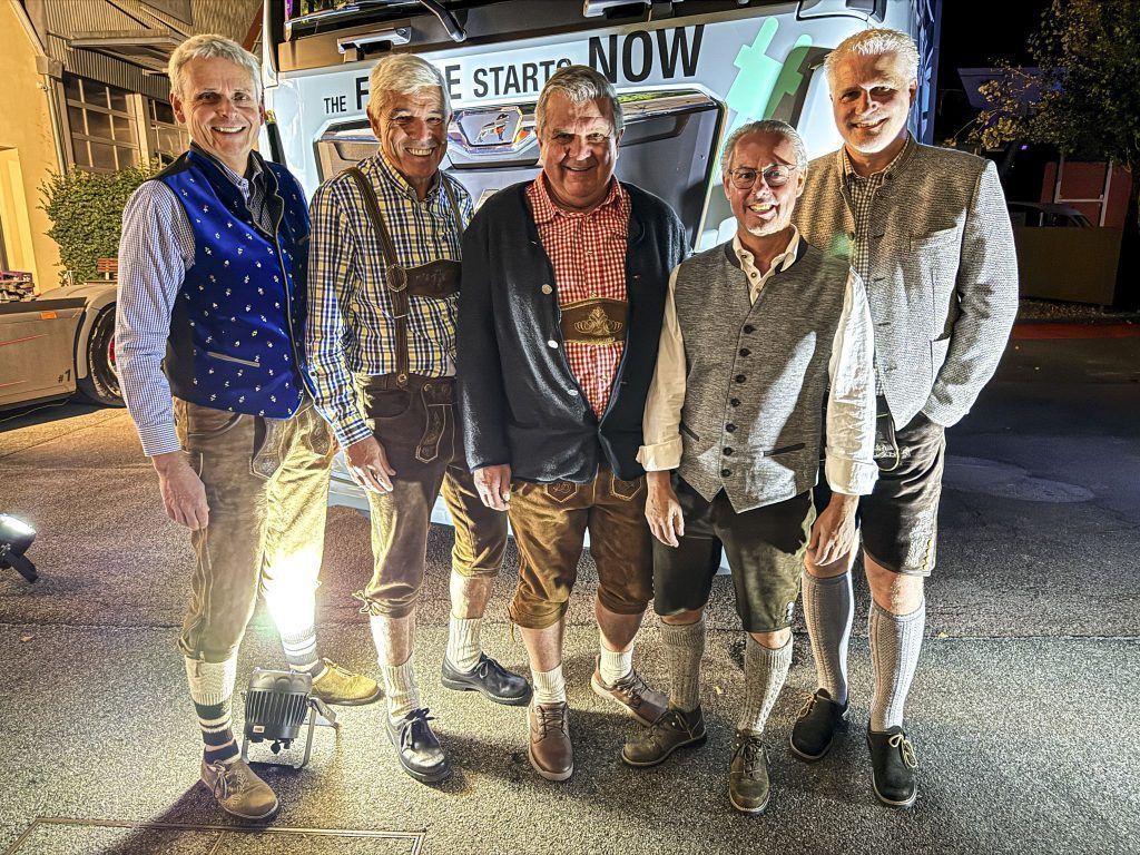 Prüfungen erfolgreich gefeiert