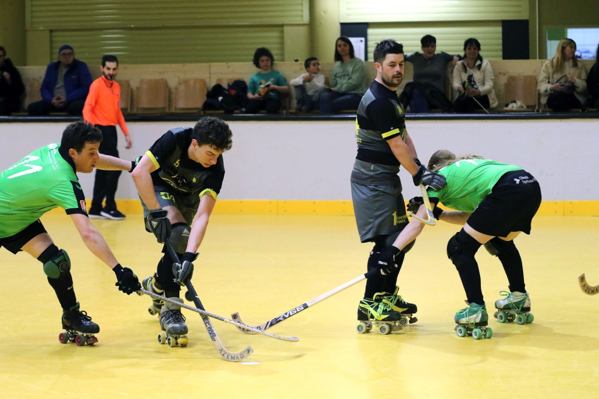Am Samstag steht die Dornbirner Stadthalle ganz im Zeichen von Rollhockey und Oktoberfeststimmung. 