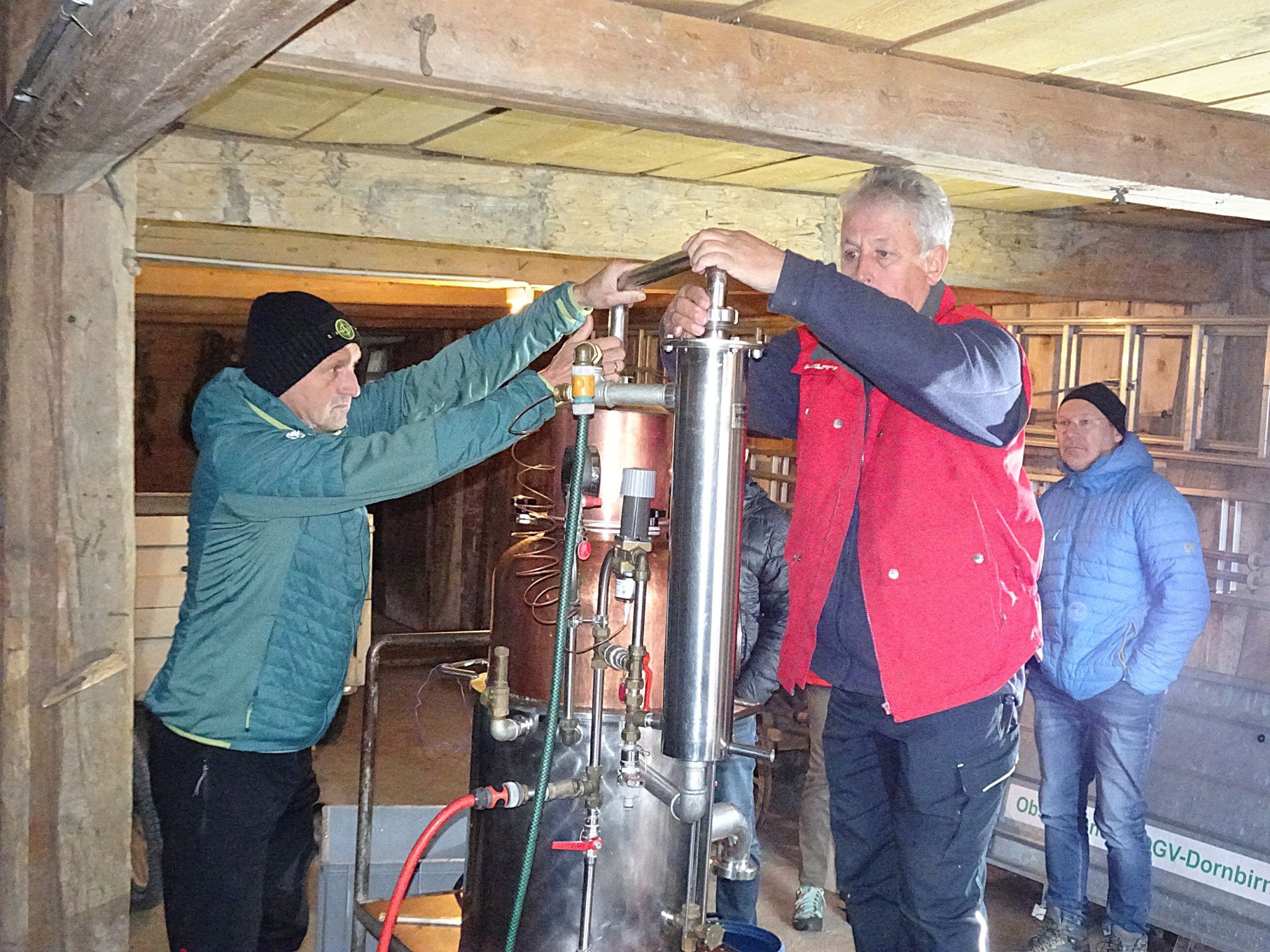 Die Teilnehmer halfen auch tatkräftig mit.