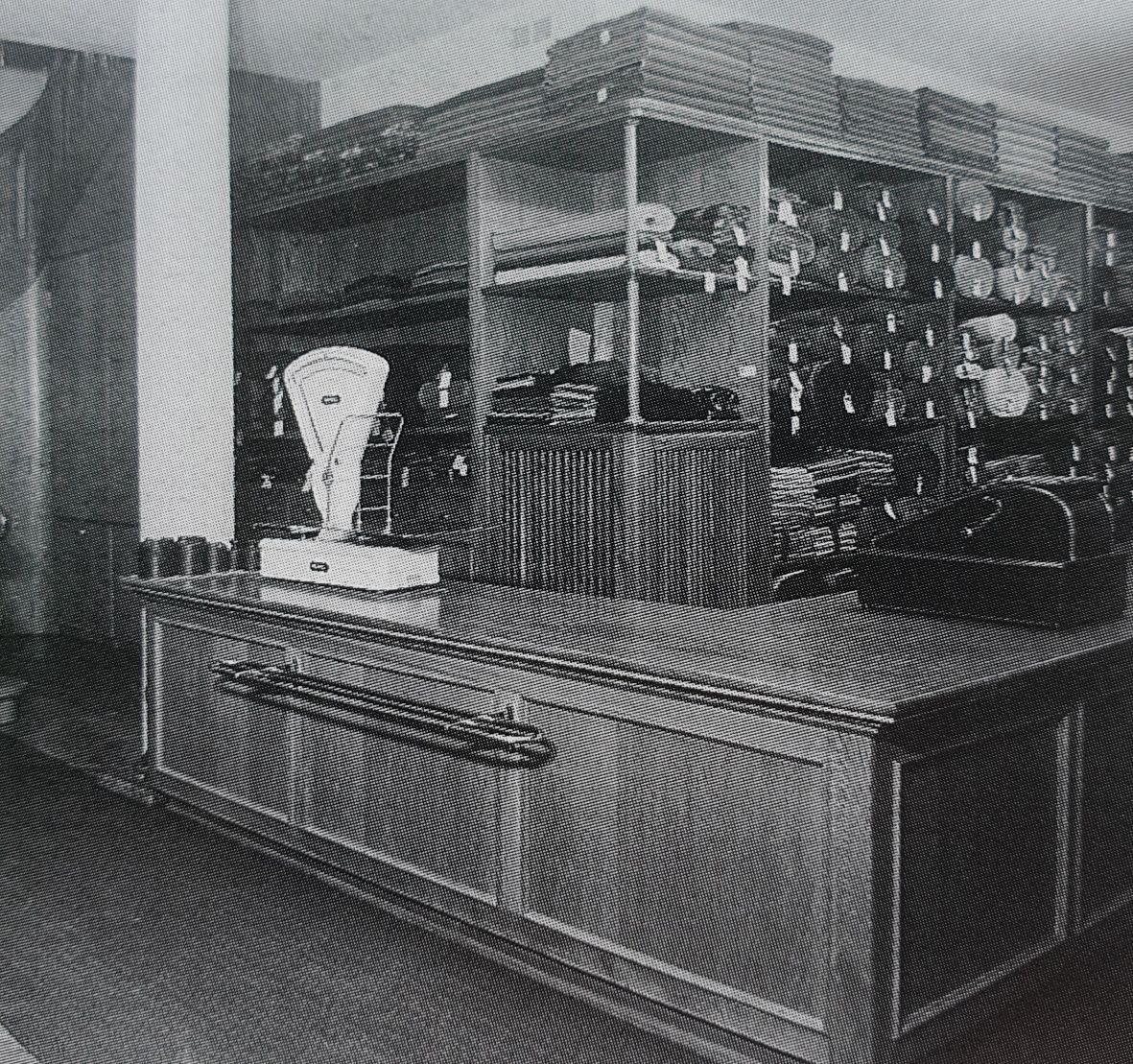 Verkaufsraum der Lodenfabrik, Aufnahme um 1960