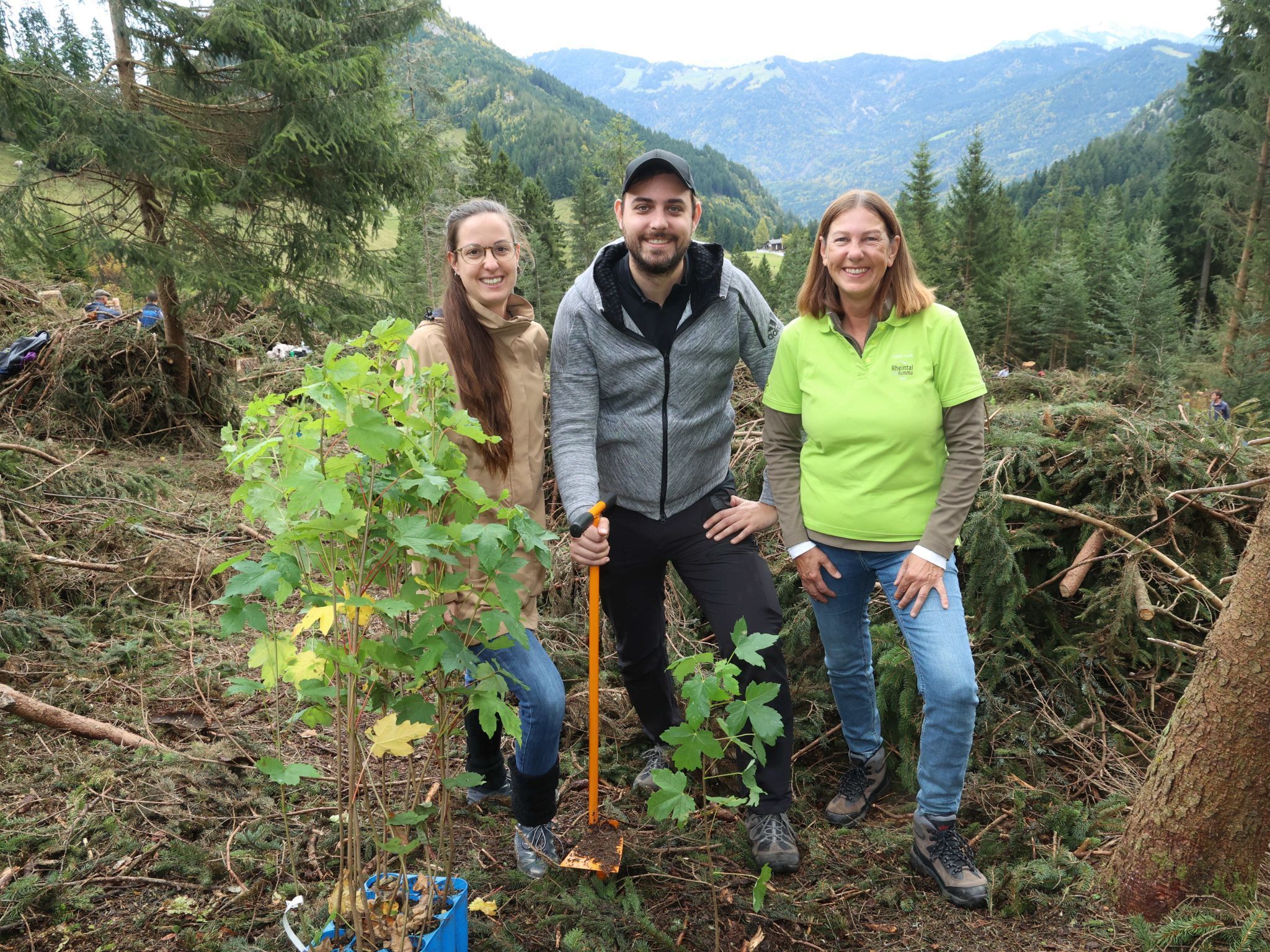 Katharina Birnbaumer-Drexel und Christoph Drexel mit ihrer Mama Gaby Drexel.