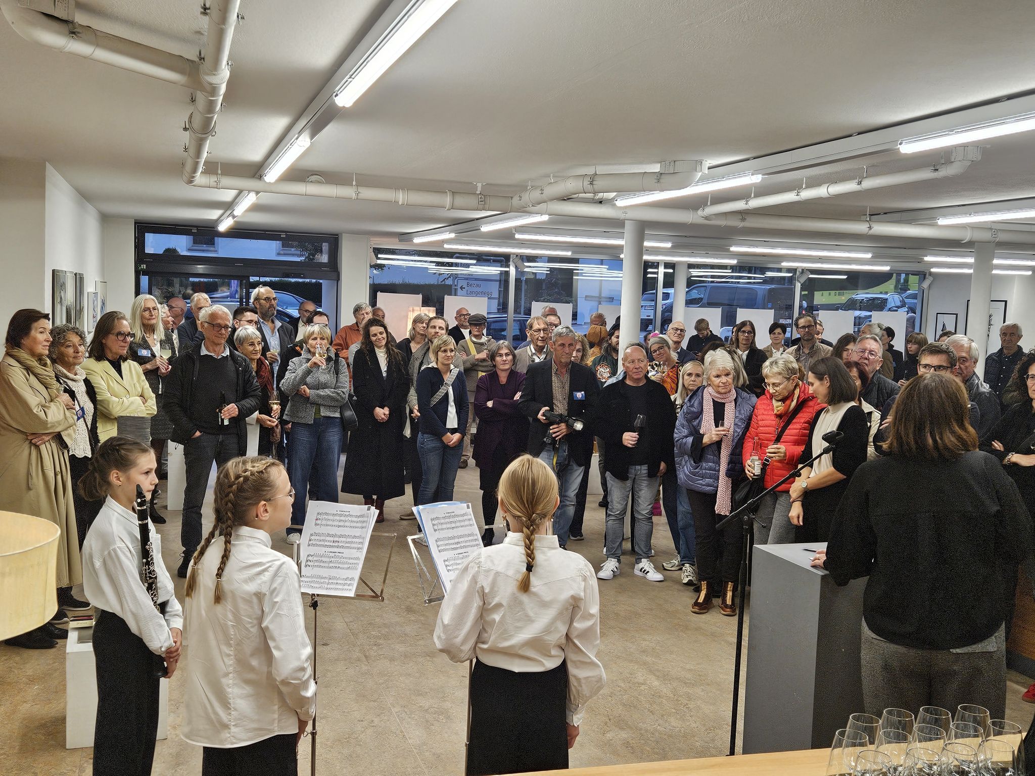 Viele Kunstinteressierte waren zur Kunstbräu-Vernissage gekommen. 