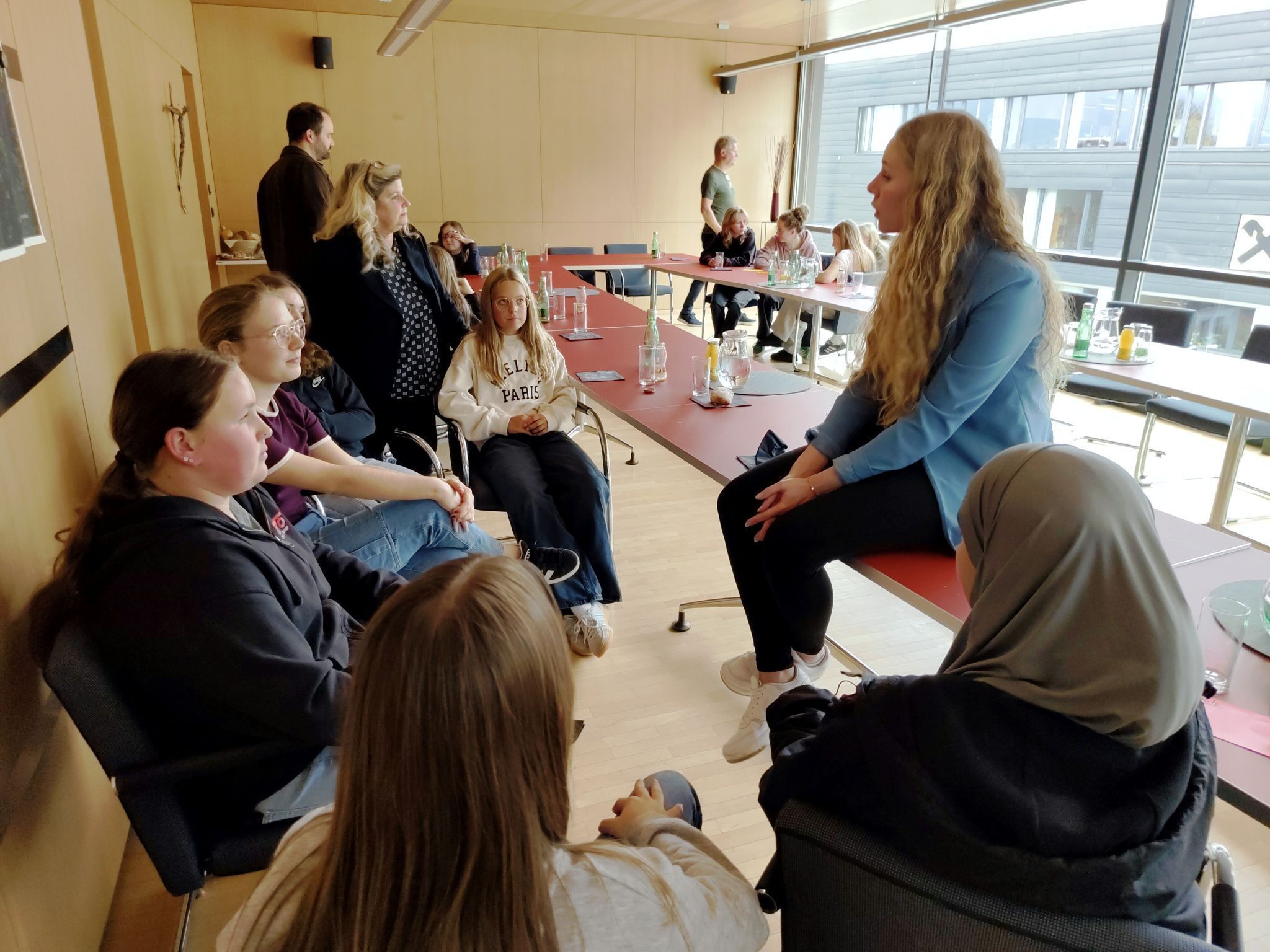 JugendKulturArbeit-Leiterin Julia Groß lud zum Mitgestalten im Jugendhaus Join ein.