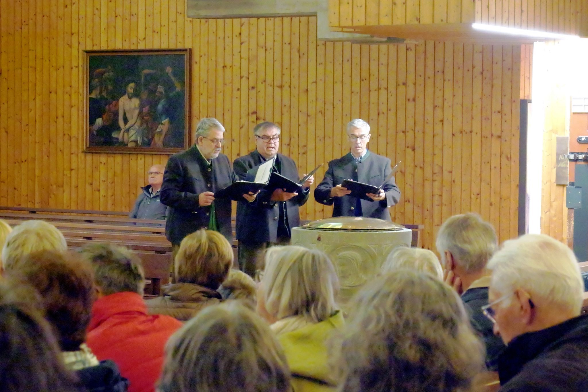 Drei Sänger des „Göfner 4-Xang“ ließen das Carl-Lampert-Lied erklingen.