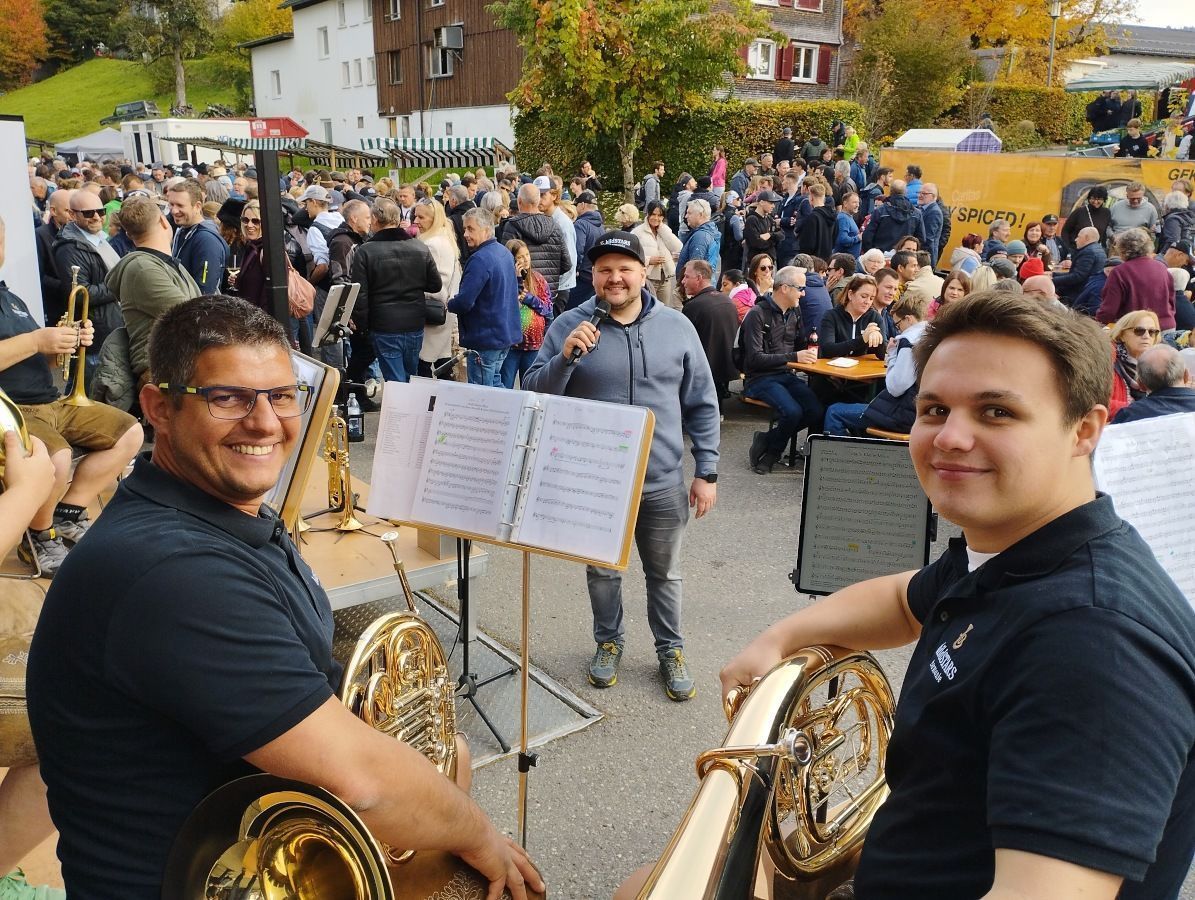 Der Markttag bot nicht nur wegen der „BildSTARS Harmonies