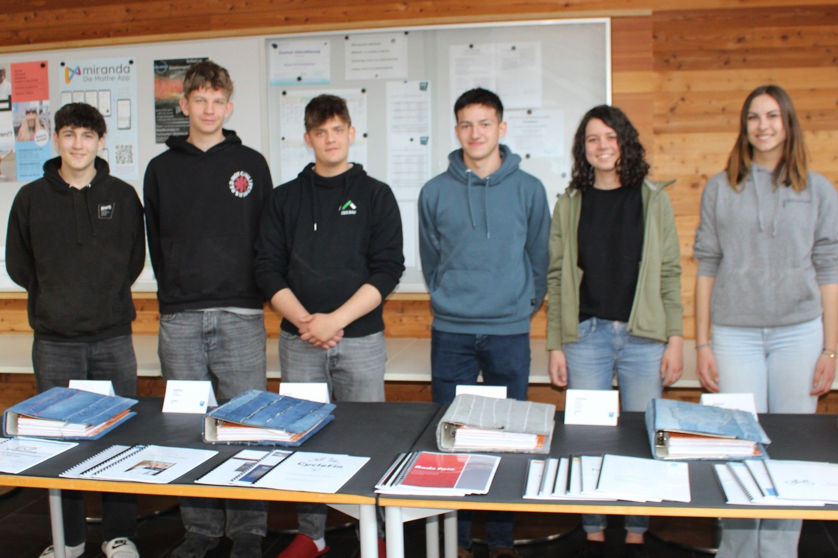 Der Großteil der Präsentatation oblag den Schülerinnen und Schülern der Werkraumschule.