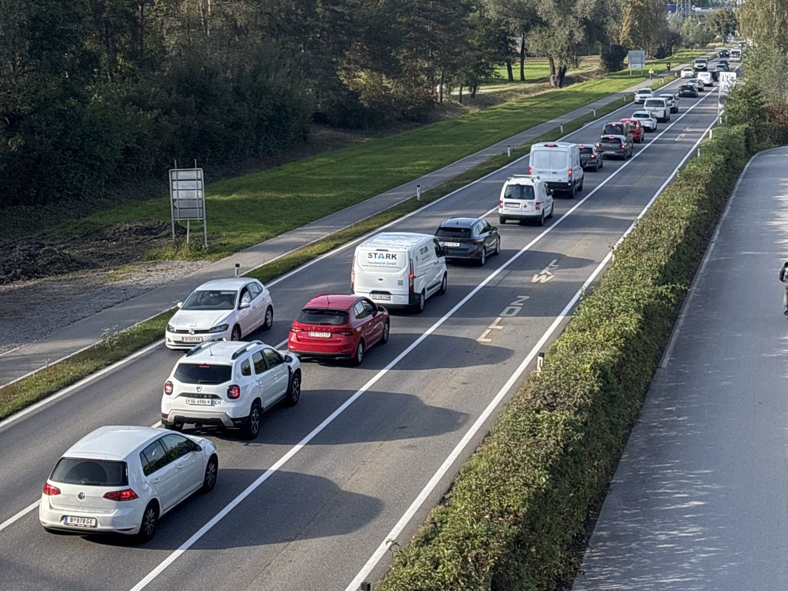 "Von Götzis nach Bregenz habe ich eine Stunde gebraucht" – Warum Autofahrer derzeit starke Nerven brauchen