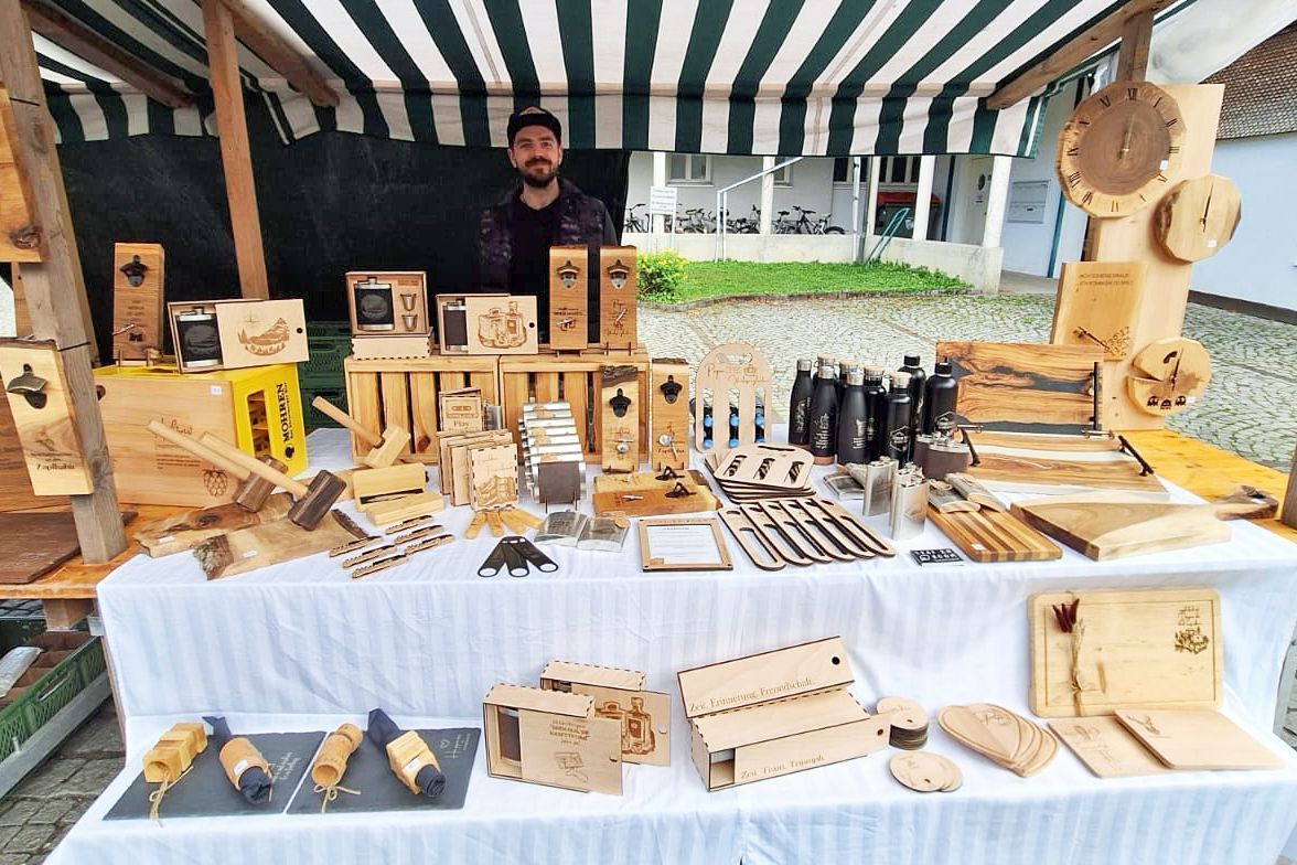 Die Aussteller stellen je zwei Produkte für die Tombola zur Verfügung.