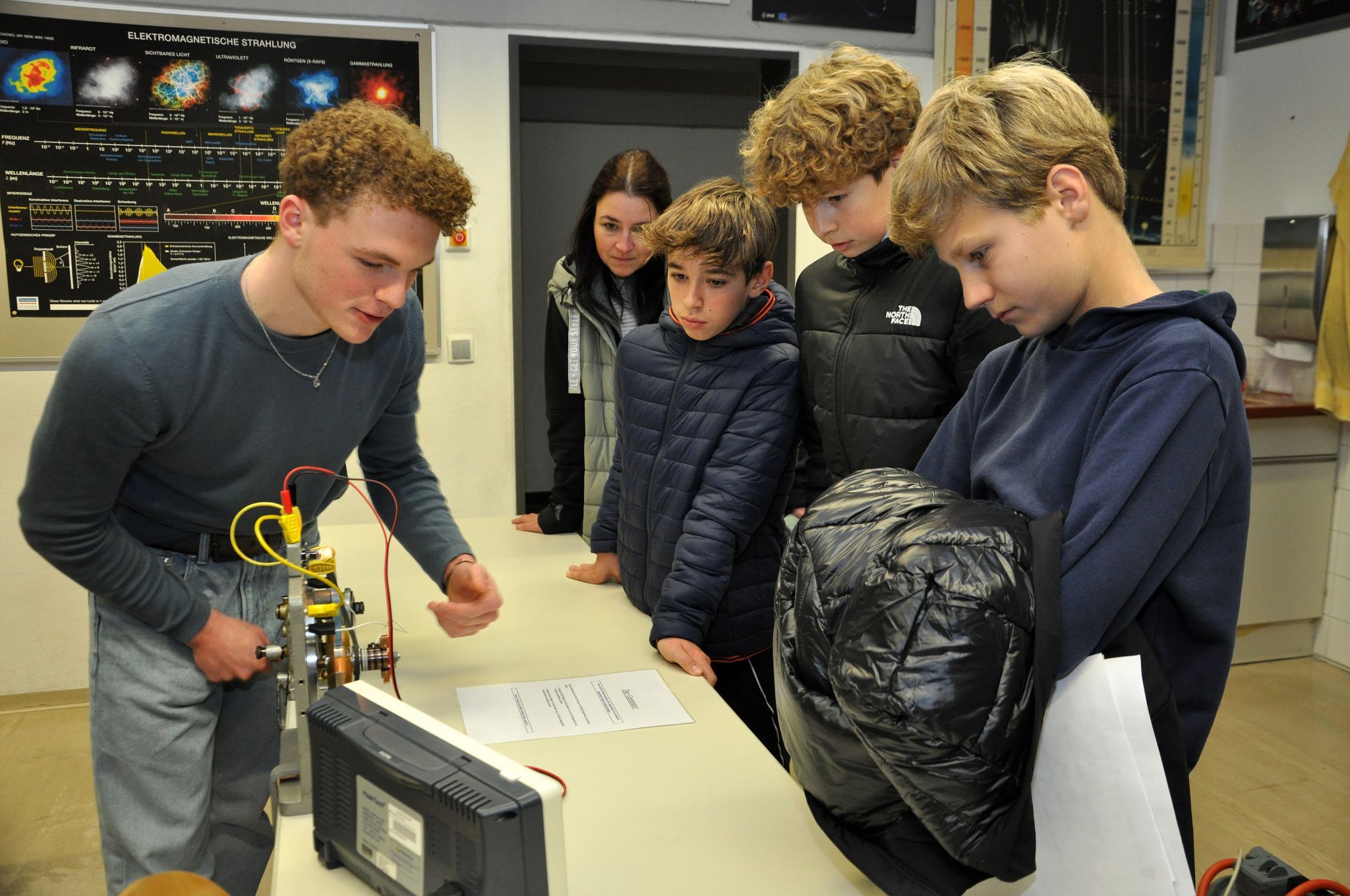 Die vier Oberstufenzweige „Musik“, „Kunst“, „Naturwissenschaft“ und „Informatik“ präsentieren sich beim Tag der offenen Tür.