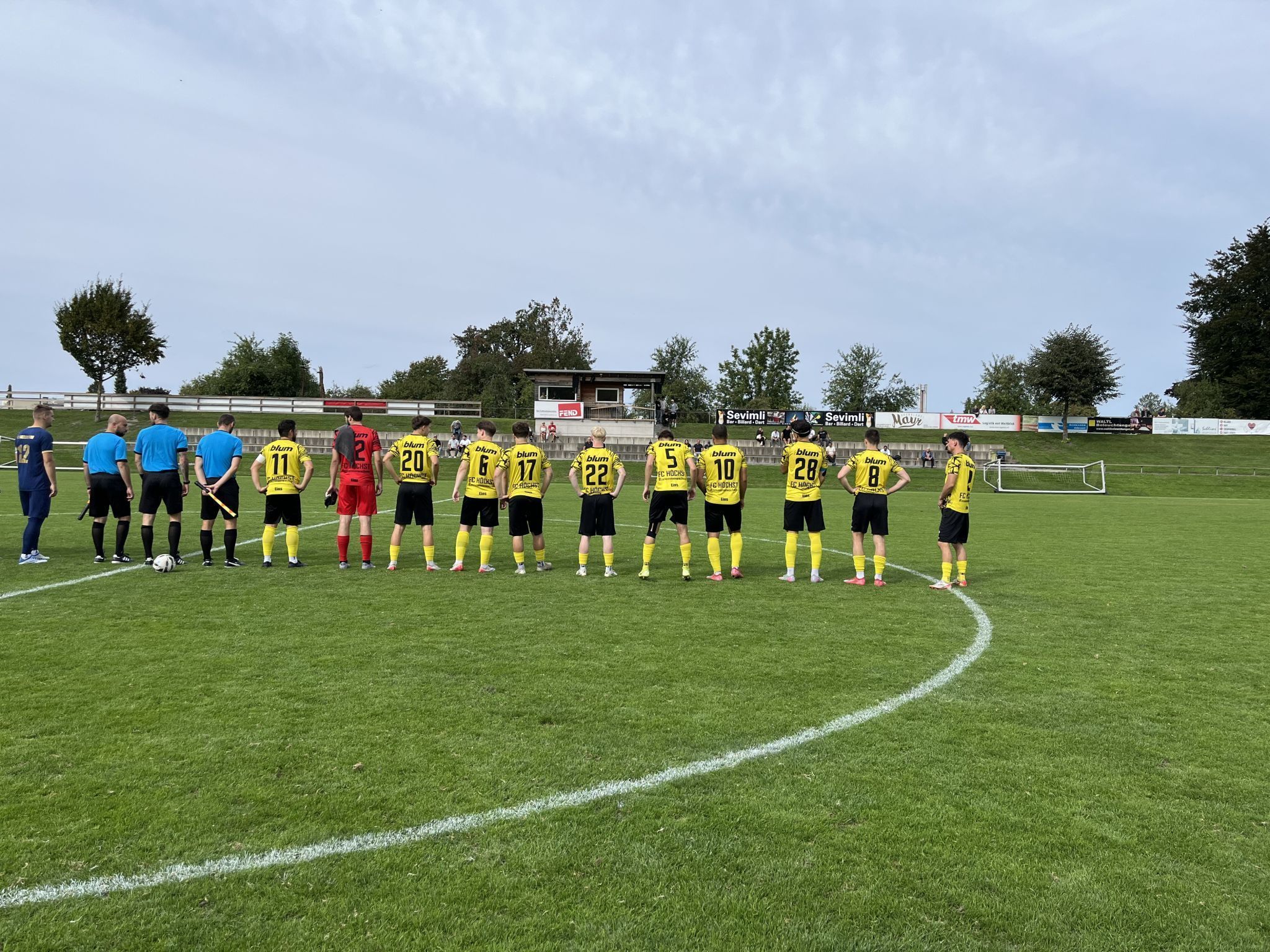 Vor allem im heimischen Rheinaustadion holte das Eins seine Punkte.