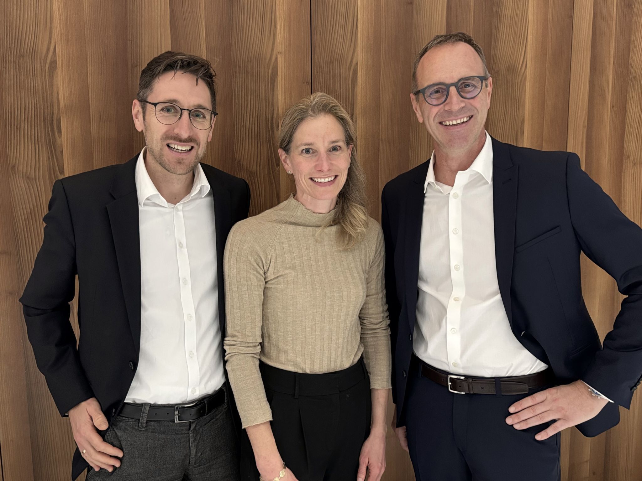 Sabine und Christian Raich (Getzner Werkstoffe) mit Christian Stadelmann (Raiba).