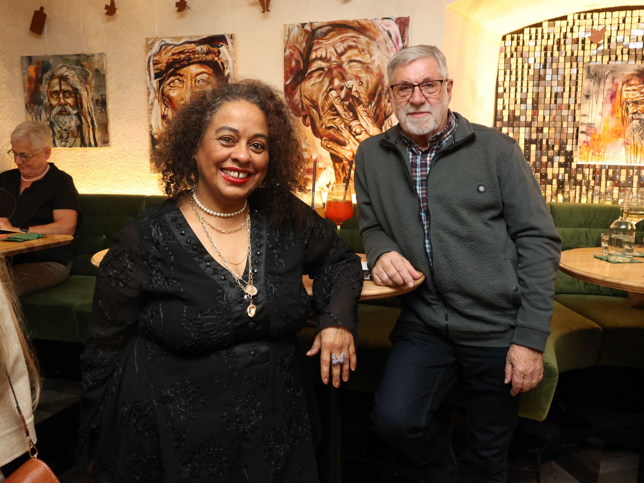 Tania Maria Rodrigues-Peters und Helmut Maurer.