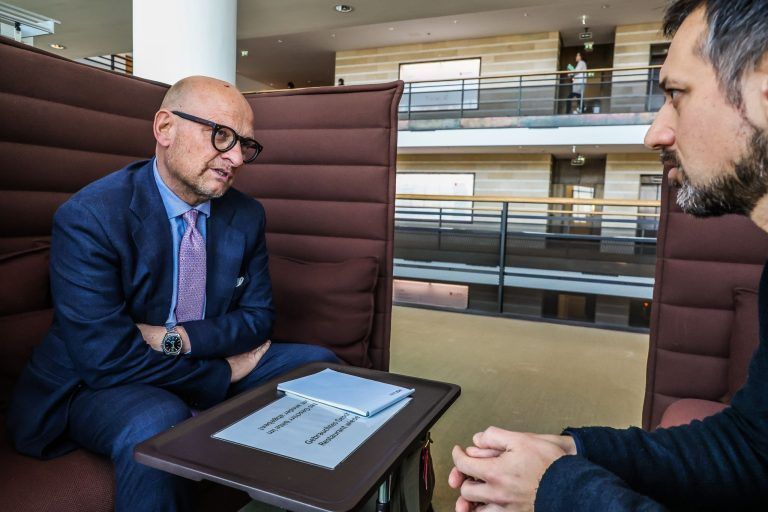 Regierungsberater Hohenauer: "Wenn man es umgekehrt gemacht hätte, hätten ebenfalls viele Menschen unterschrieben"