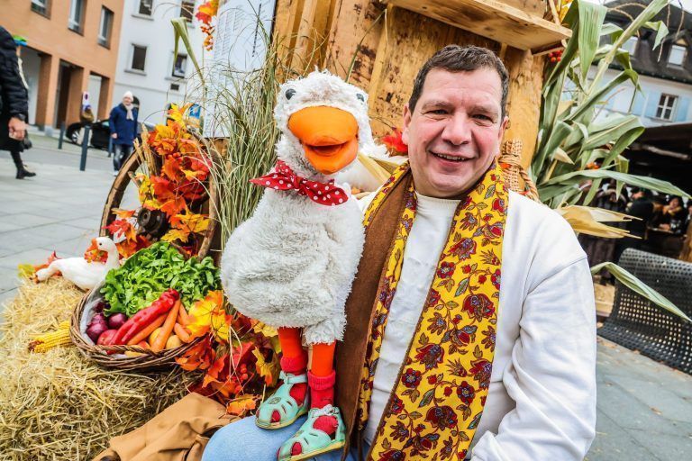 Ganz ohne Gans, aber mit viel Pelz: Dornbirn im Martinimarktfieber