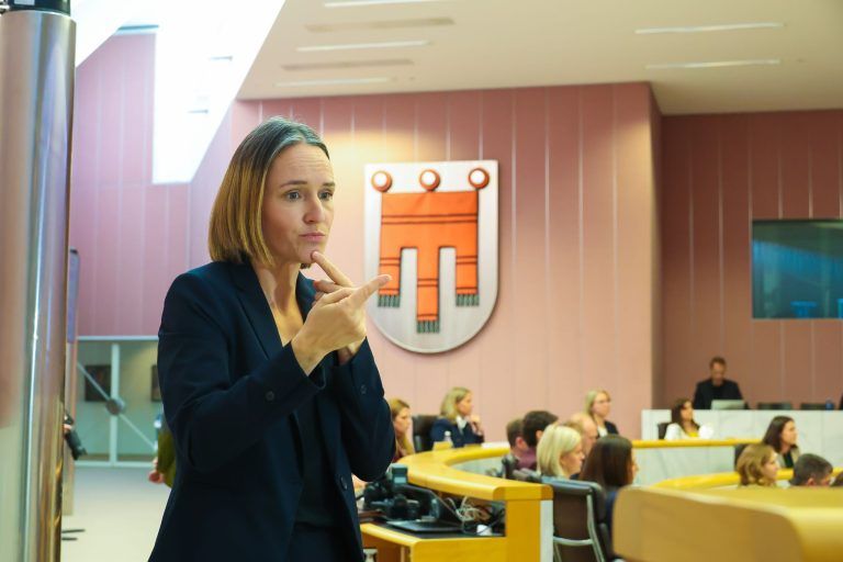 Neue Dolmetscherin für Gebärdensprache im Vorarlberger Landtag
