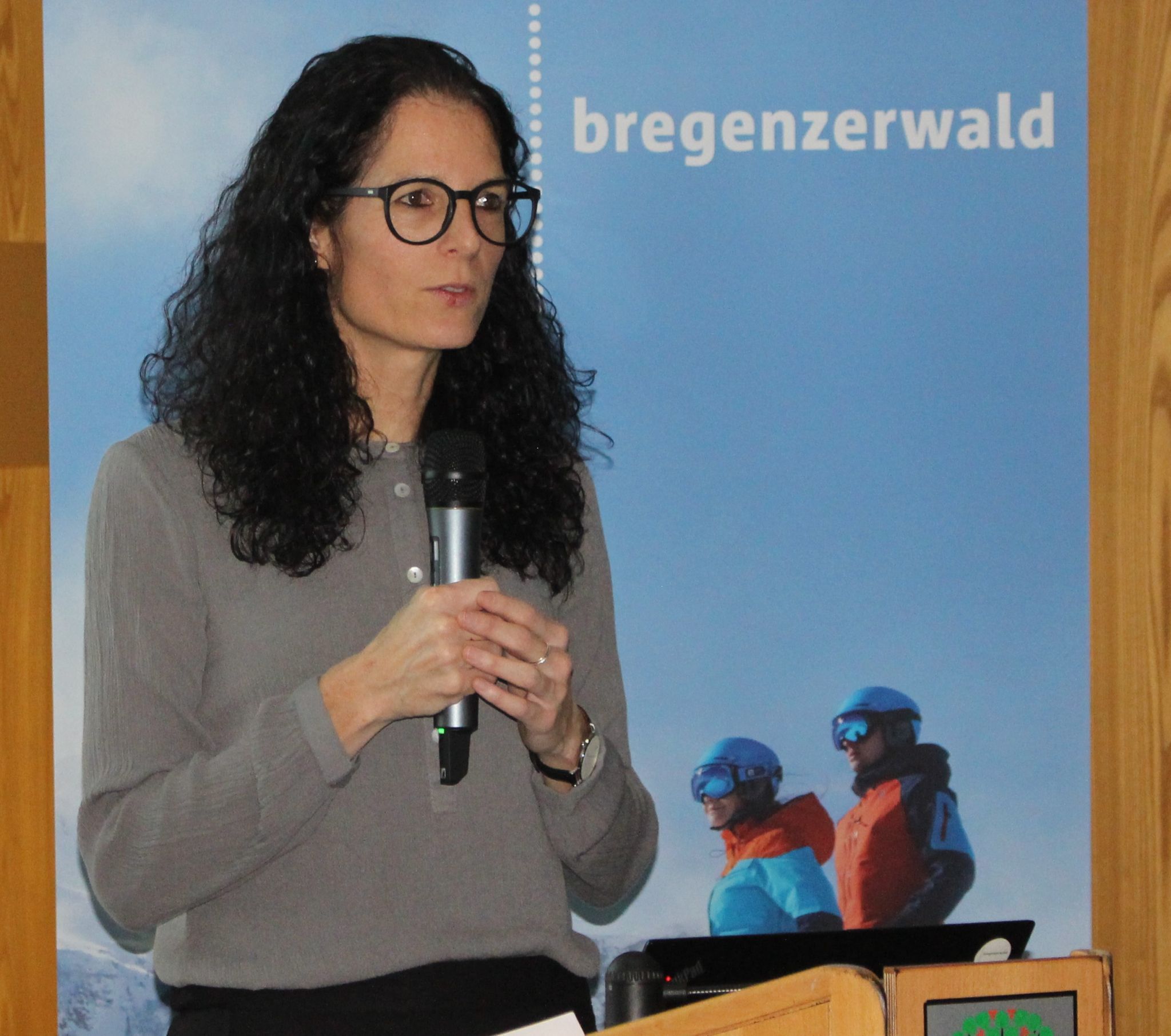 Geschäftsführerin Cornelia Kriegner kann der heutigen Generalversammlung eine erfreuliche Nächtigungsbilanz vorlegen.