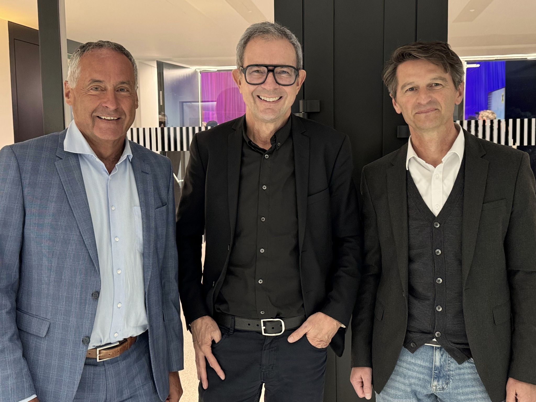 Markus Walch (Raiba Lech), Bernhard Ölz und Raimund Klausner (Prisma).