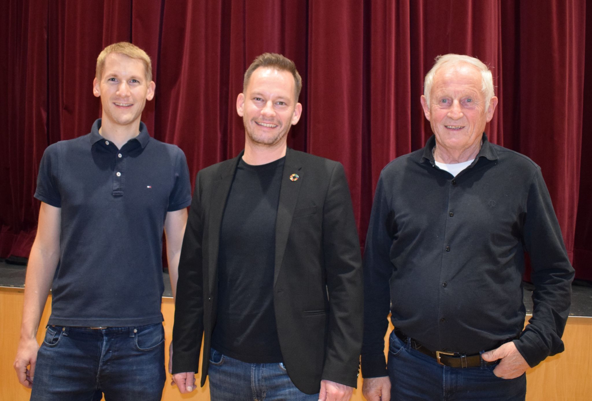 Obmann Mathias Willam, Bürgermeister Philipp Fasser und Gerhard Lipburger.